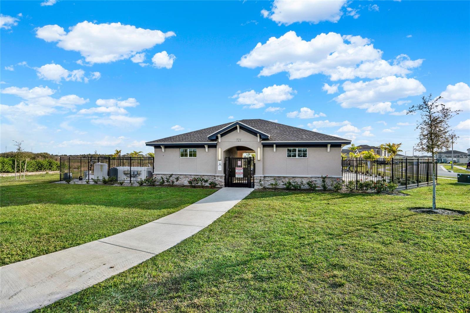 PEACE CRK RESERVE - Residential Lease