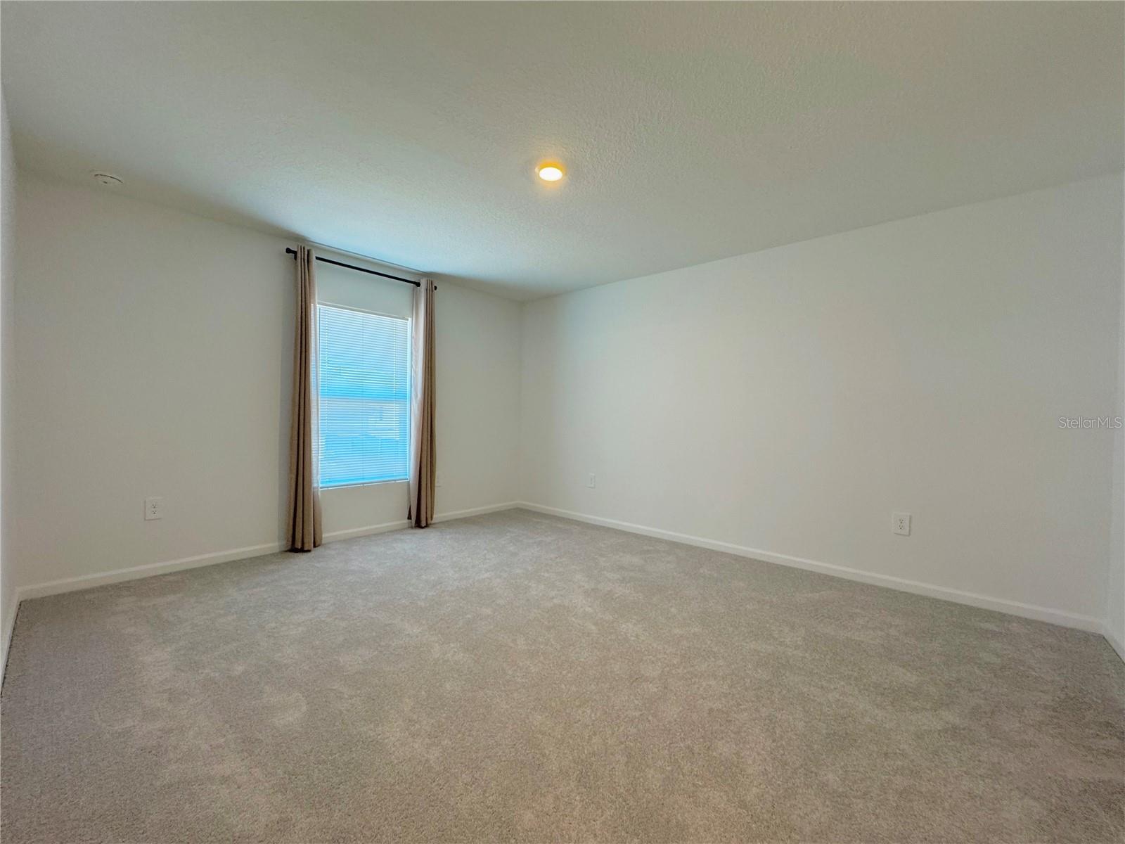 PEACE CRK RESERVE - Residential Lease