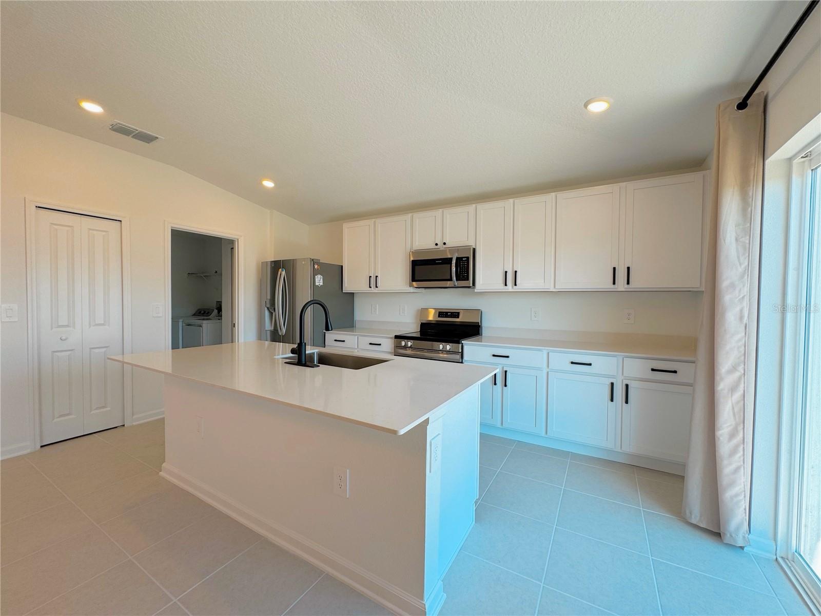 PEACE CRK RESERVE - Residential Lease