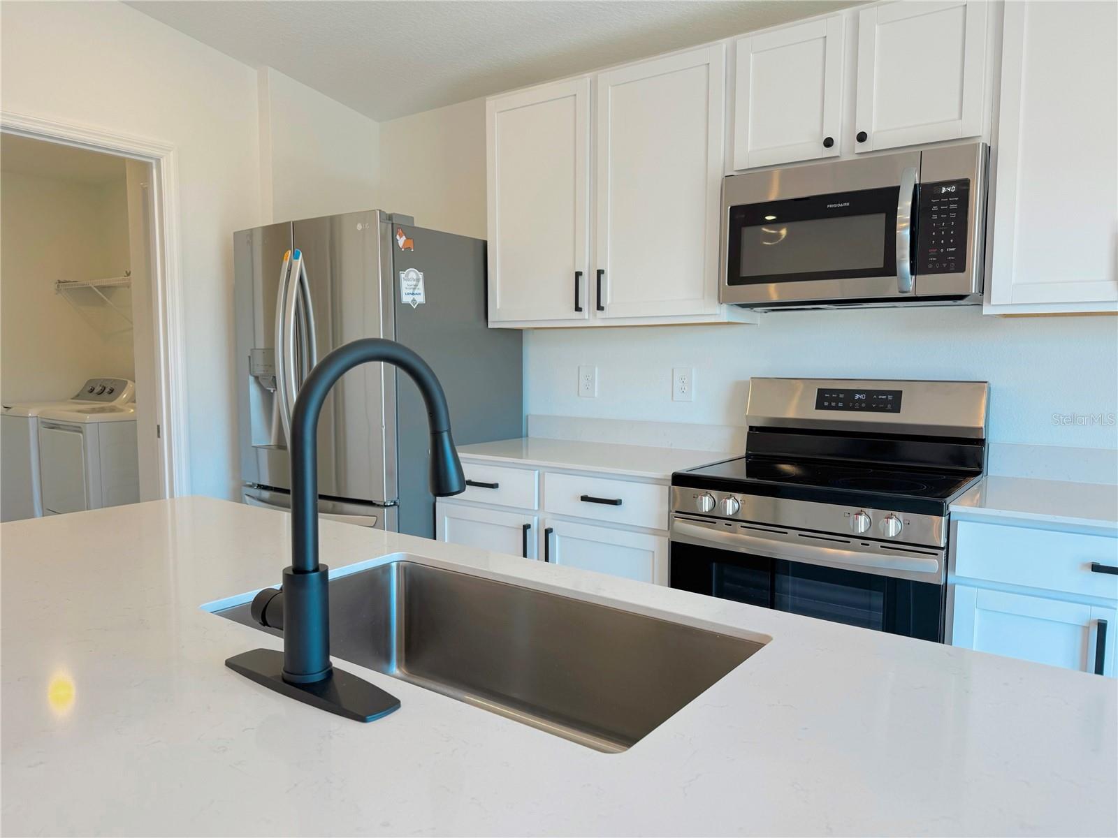 PEACE CRK RESERVE - Residential Lease