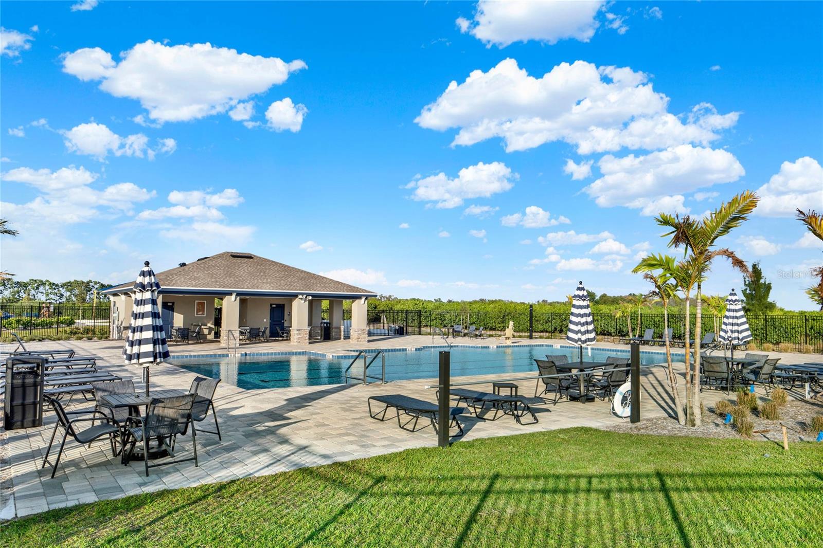 PEACE CRK RESERVE - Residential Lease