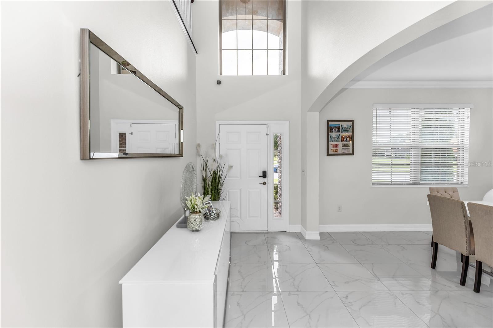 RIVIERA BELLA UN 7 - Residential