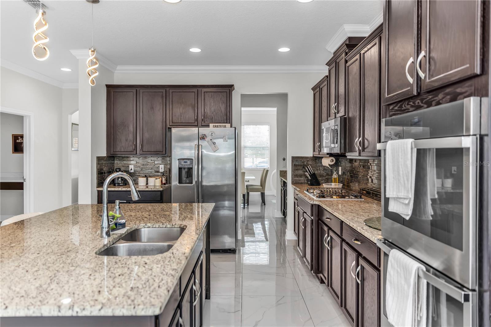 RIVIERA BELLA UN 7 - Residential