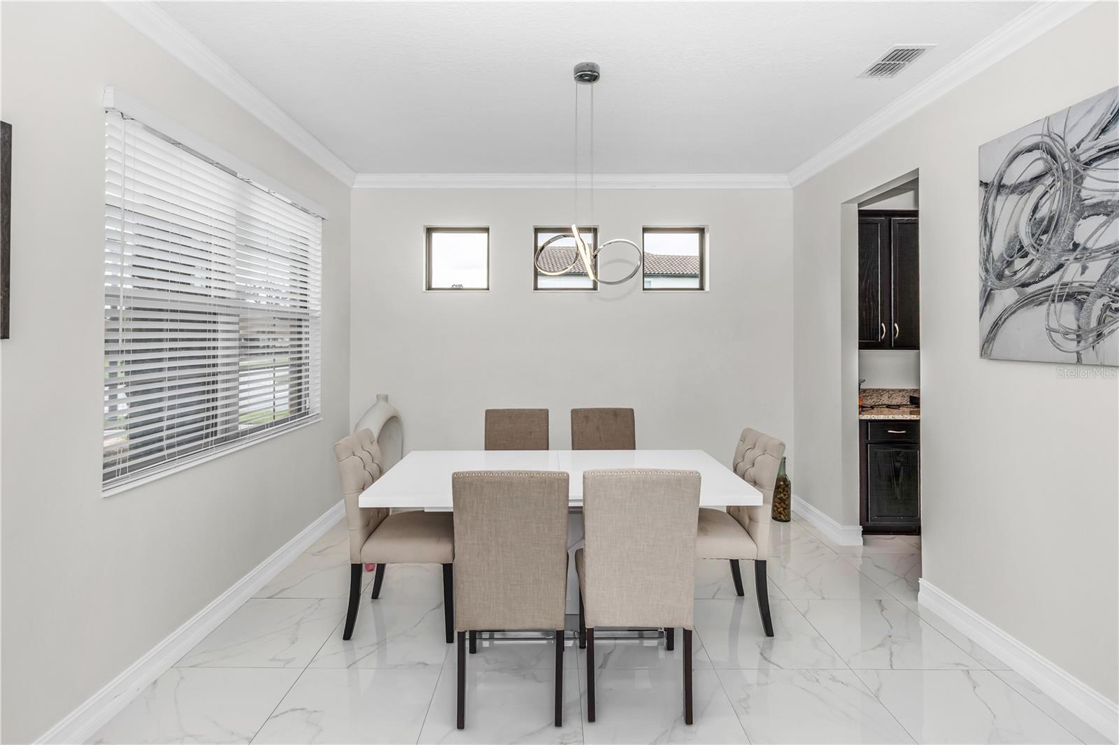 RIVIERA BELLA UN 7 - Residential