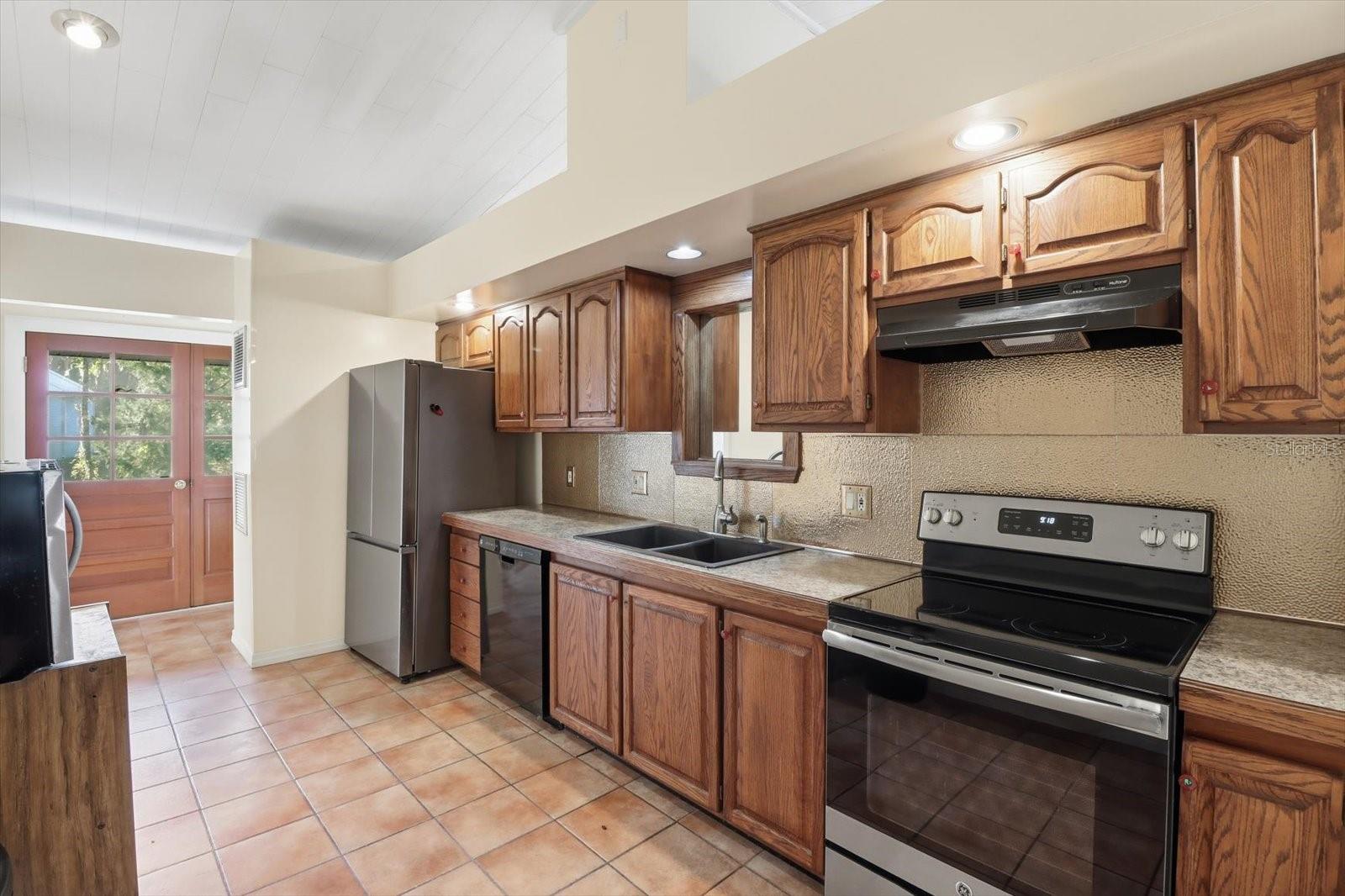 RIVER FOREST - Residential