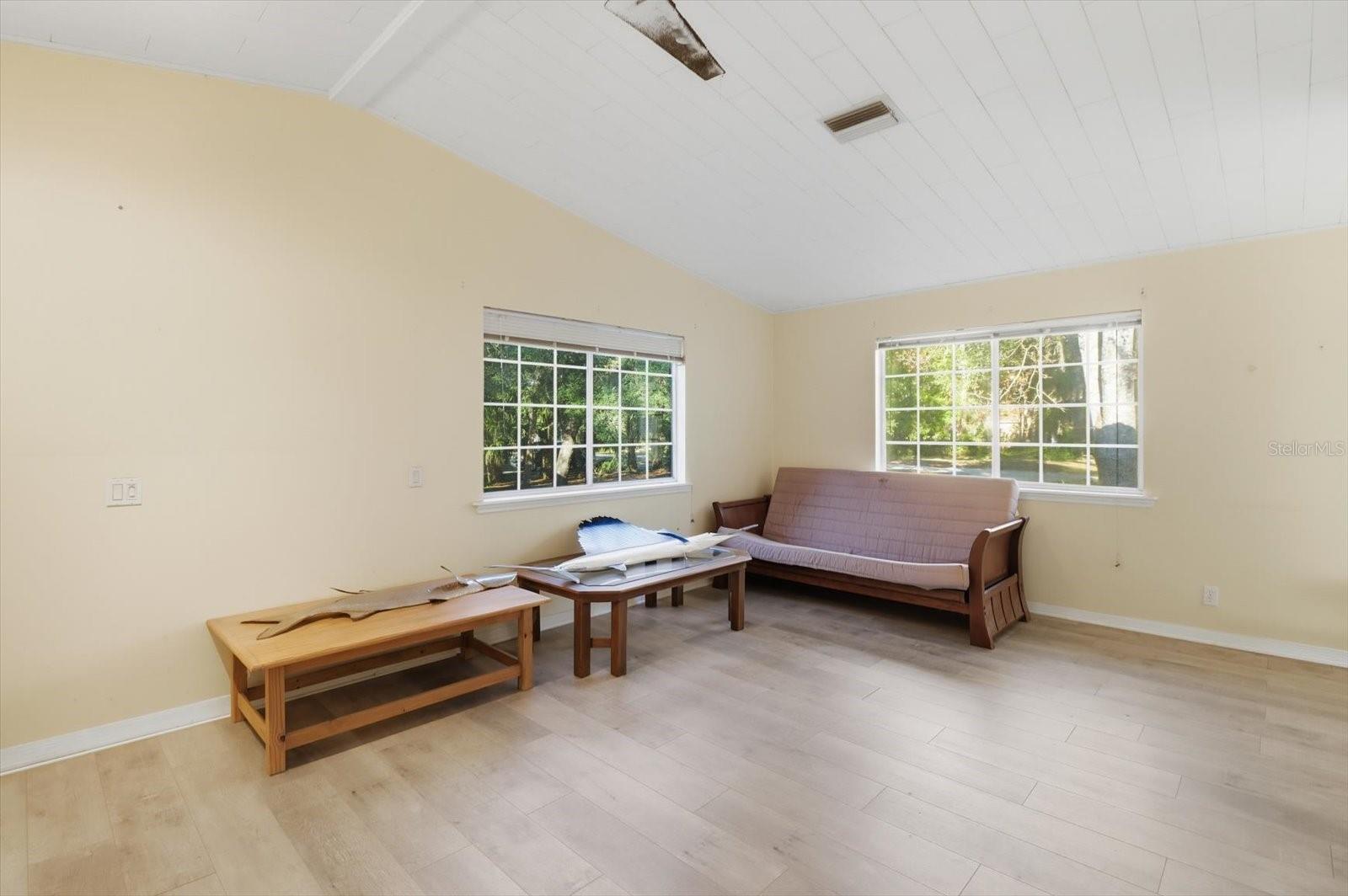 RIVER FOREST - Residential