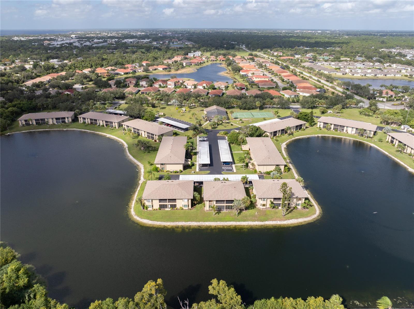 TALA LAKES PH 06 BLDG H - Residential
