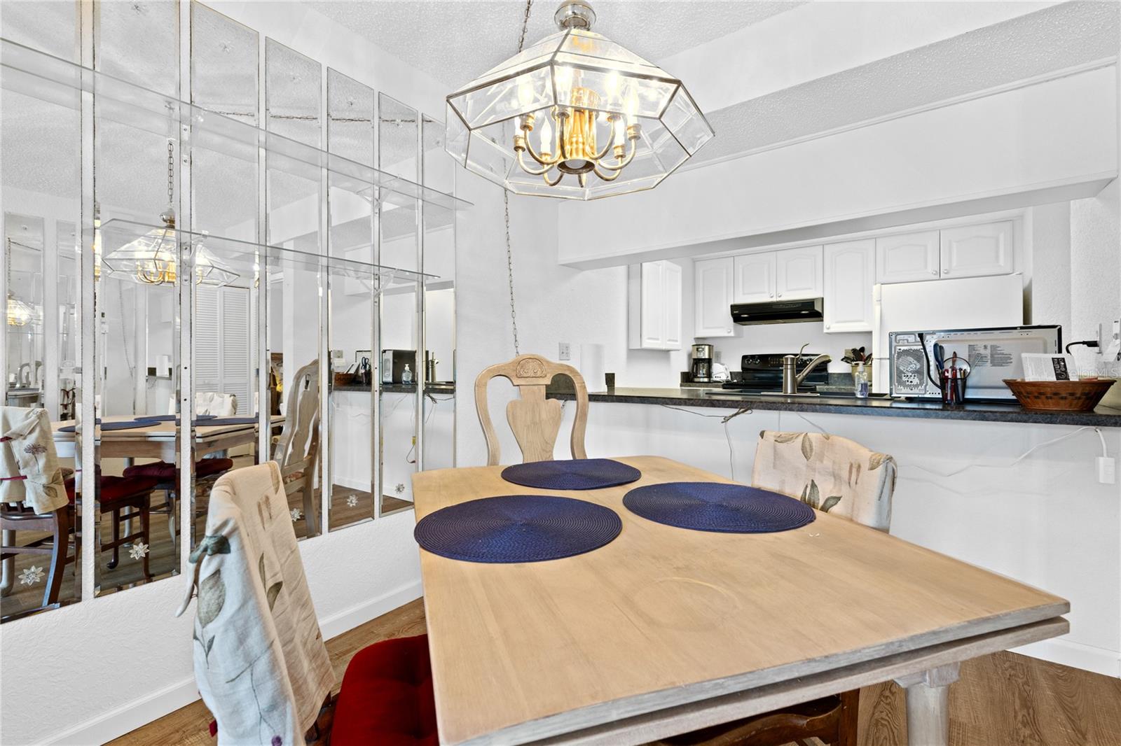 TALA LAKES PH 06 BLDG H - Residential