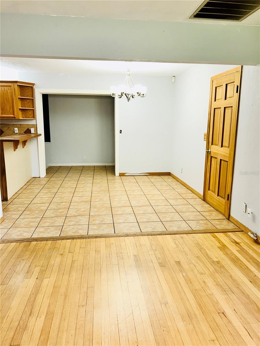 3610 SW 25TH PLACE