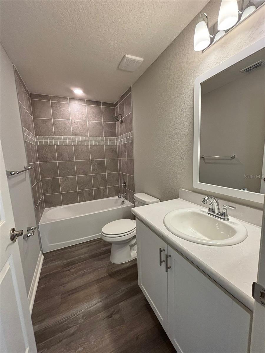 GRACELYN GRV PH 2 - Residential Lease