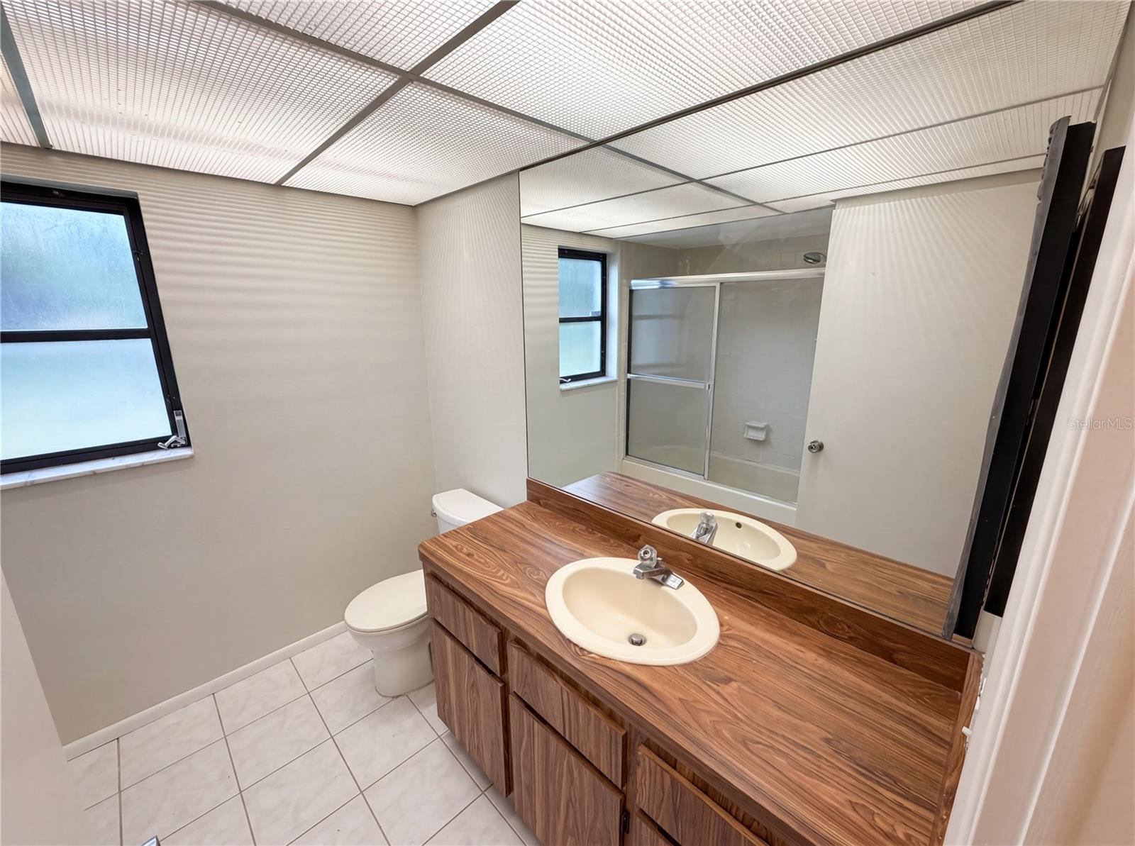 DOVE HOLLOW-UNIT I - Residential
