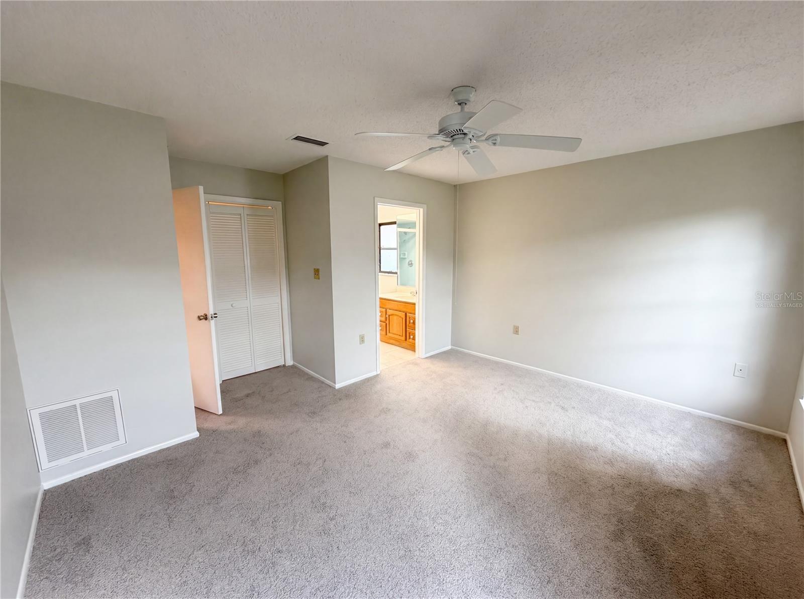 3413 SNOWY EGRET COURT