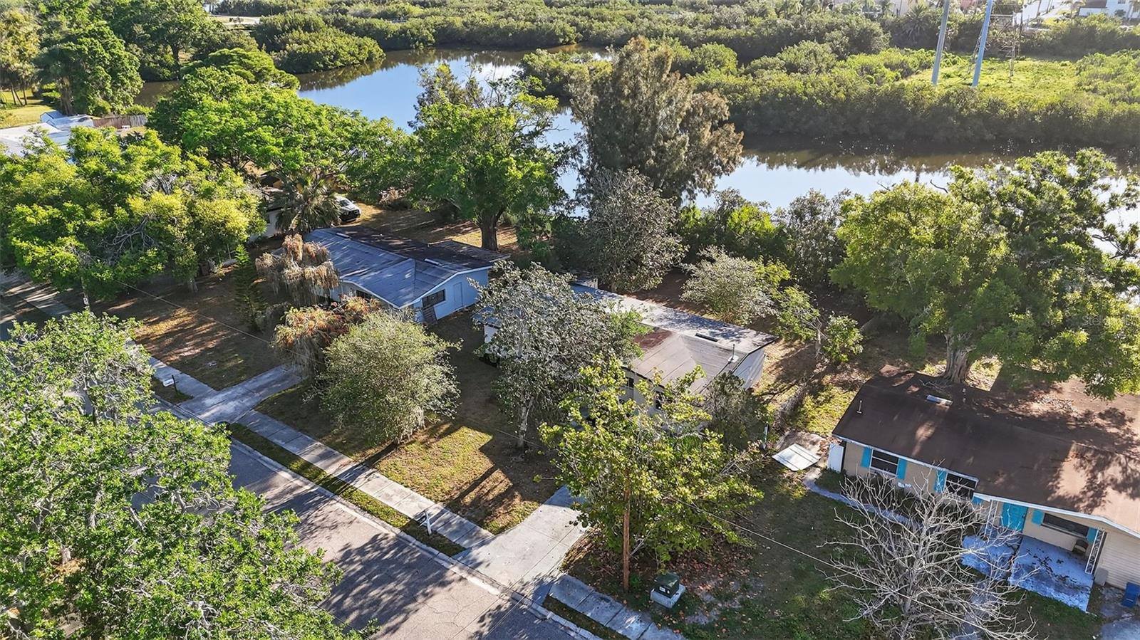 OLDSMAR COUNTRY CLUB ESTATES SEC 2 - Residential