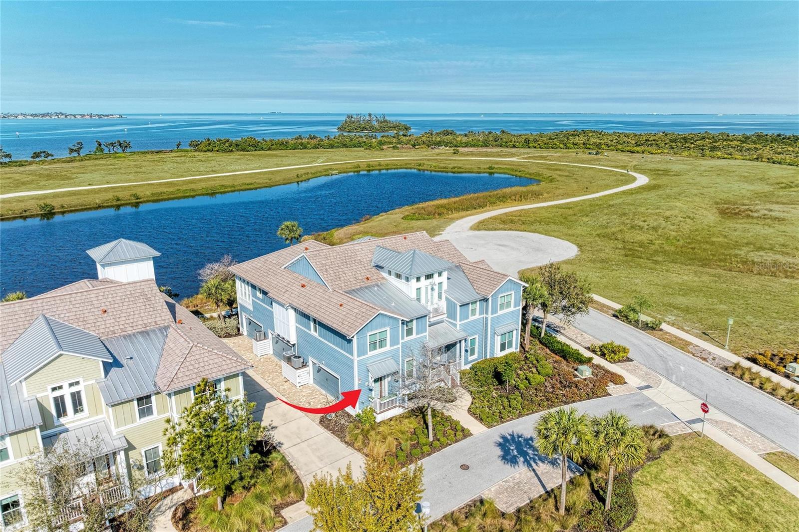 226 SAPPHIRE LAKE DRIVE 201