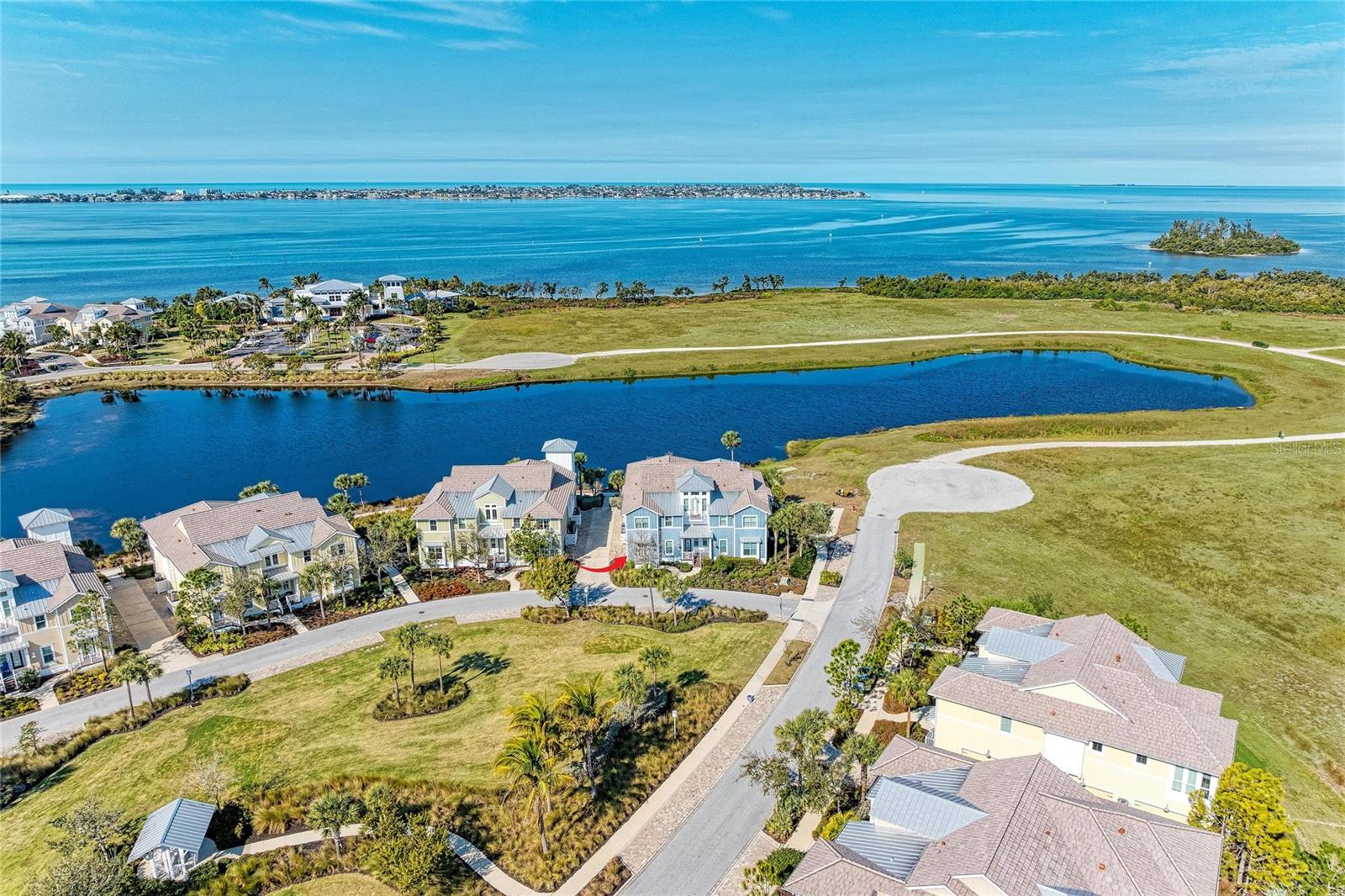 226 SAPPHIRE LAKE DRIVE 201