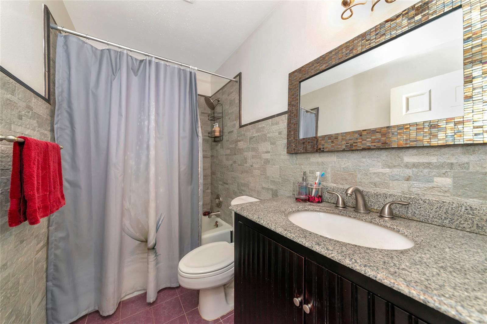 SOUTH VENICE - Residential