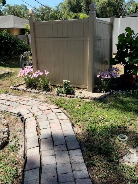 SOUTH VENICE - Residential