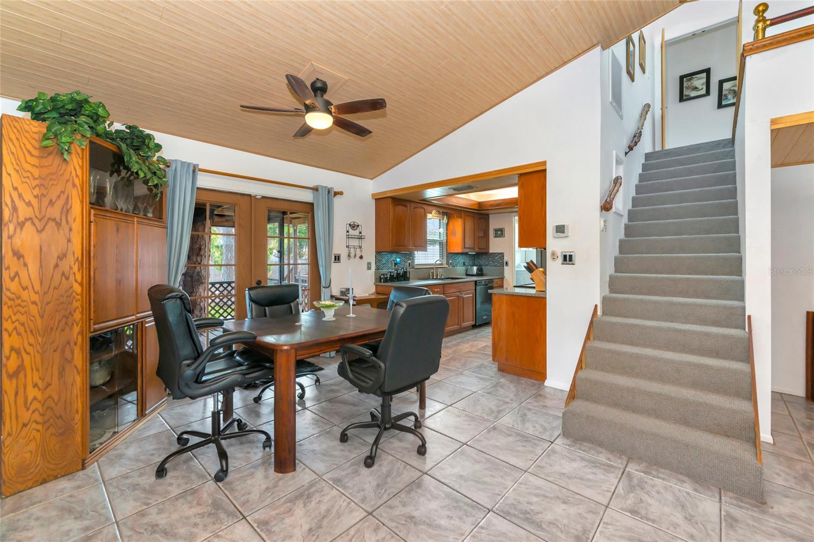 SOUTH VENICE - Residential