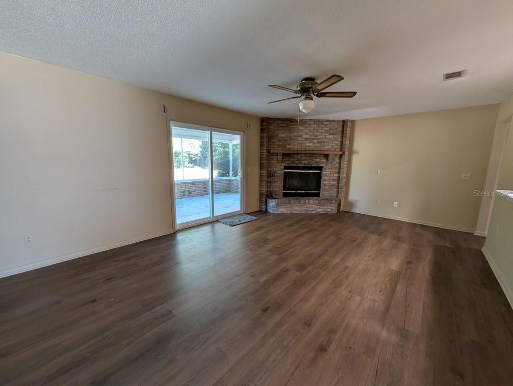 Photo of 149 SW Blueberry Place, Lake City, FL 32024 (MLS # GC537292)