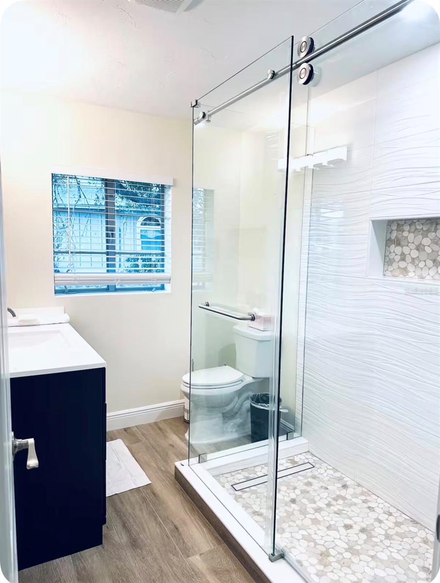 BEE RDG FARMS SUB - Residential