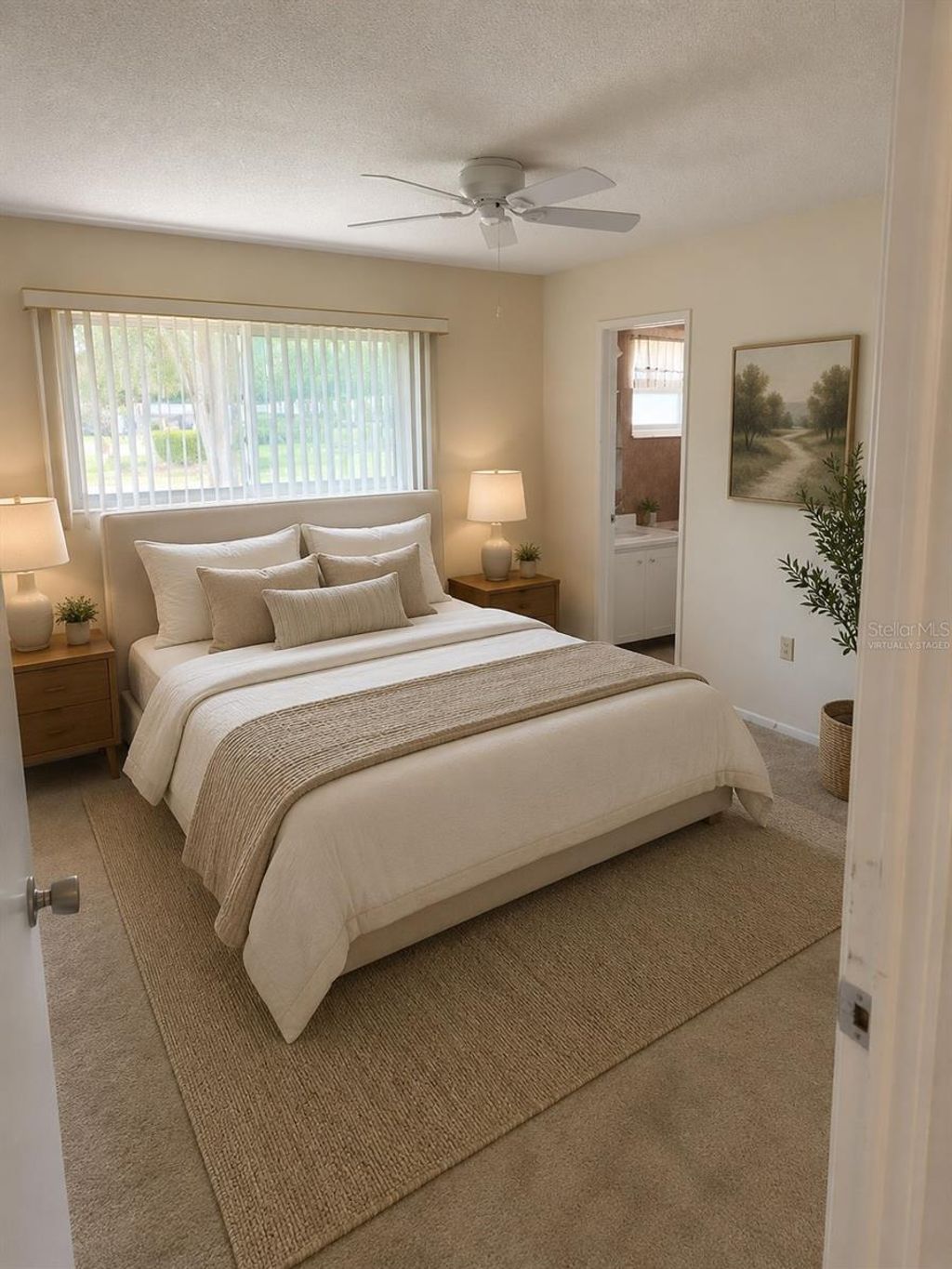 Photo of 39 Strathmore Boulevard, Sarasota, FL 34233 (MLS # N6144447)
