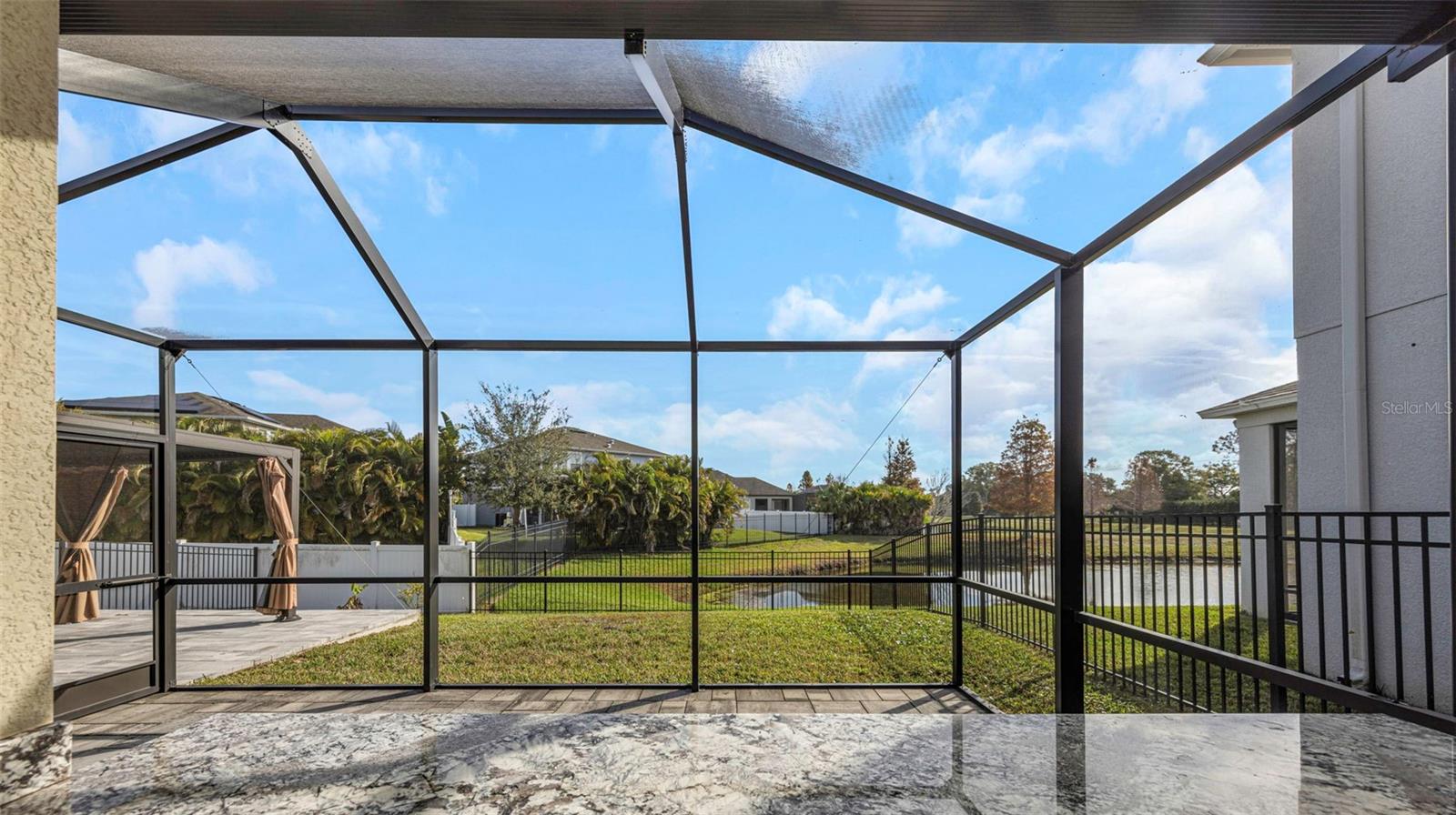 WEST LAKE RESERVE - Residential Lease