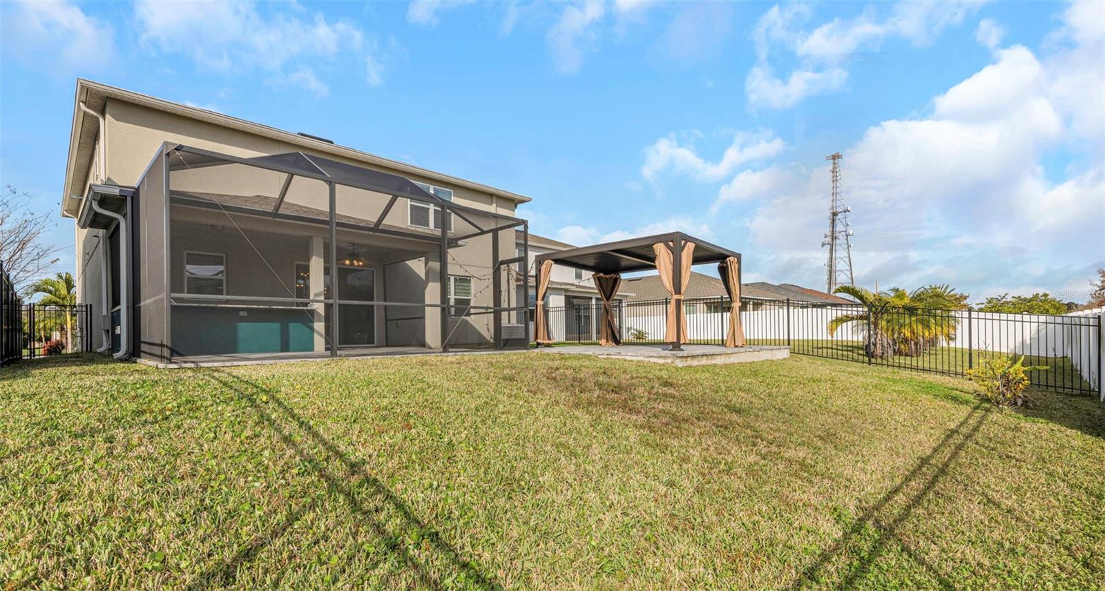 WEST LAKE RESERVE - Residential Lease