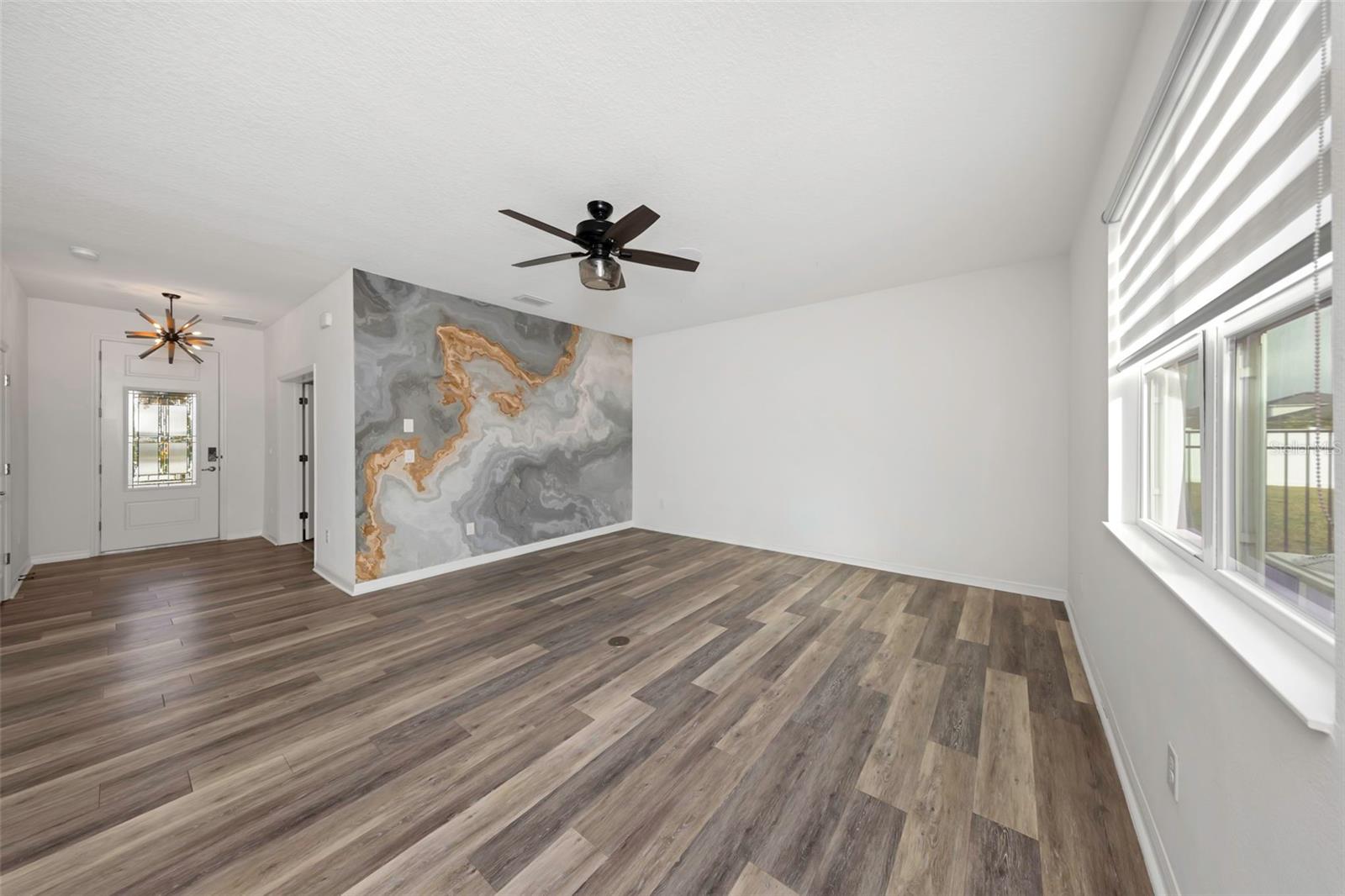 WEST LAKE RESERVE - Residential Lease