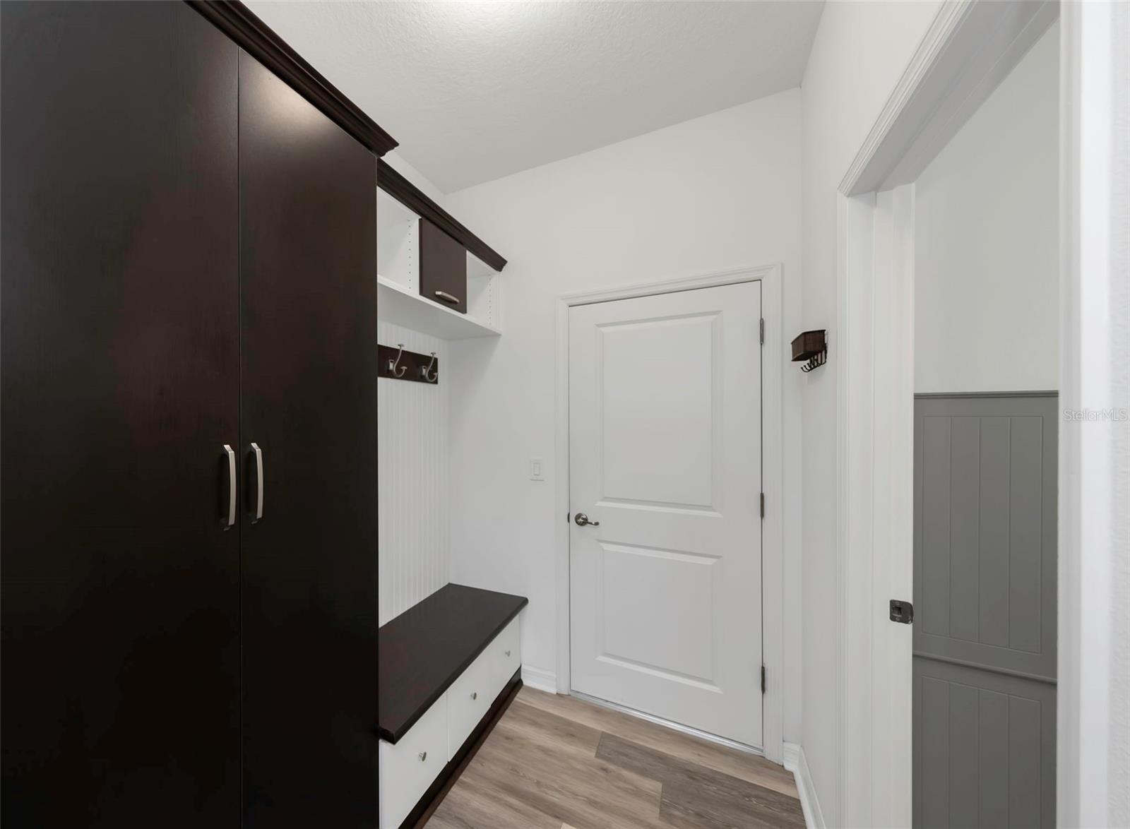 WEST LAKE RESERVE - Residential Lease