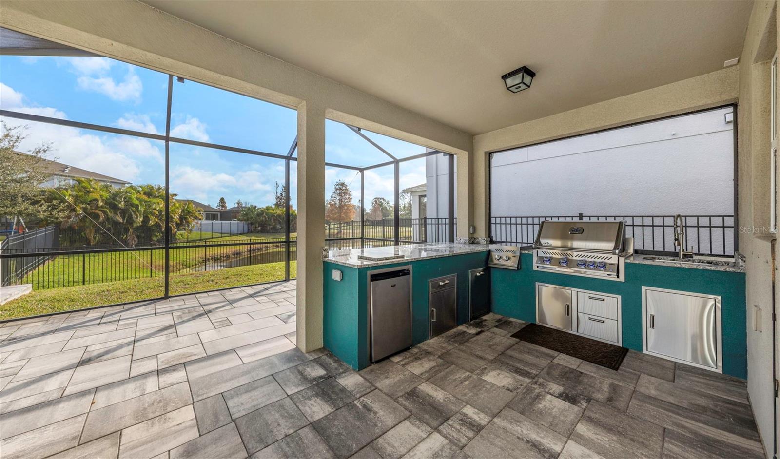 WEST LAKE RESERVE - Residential Lease