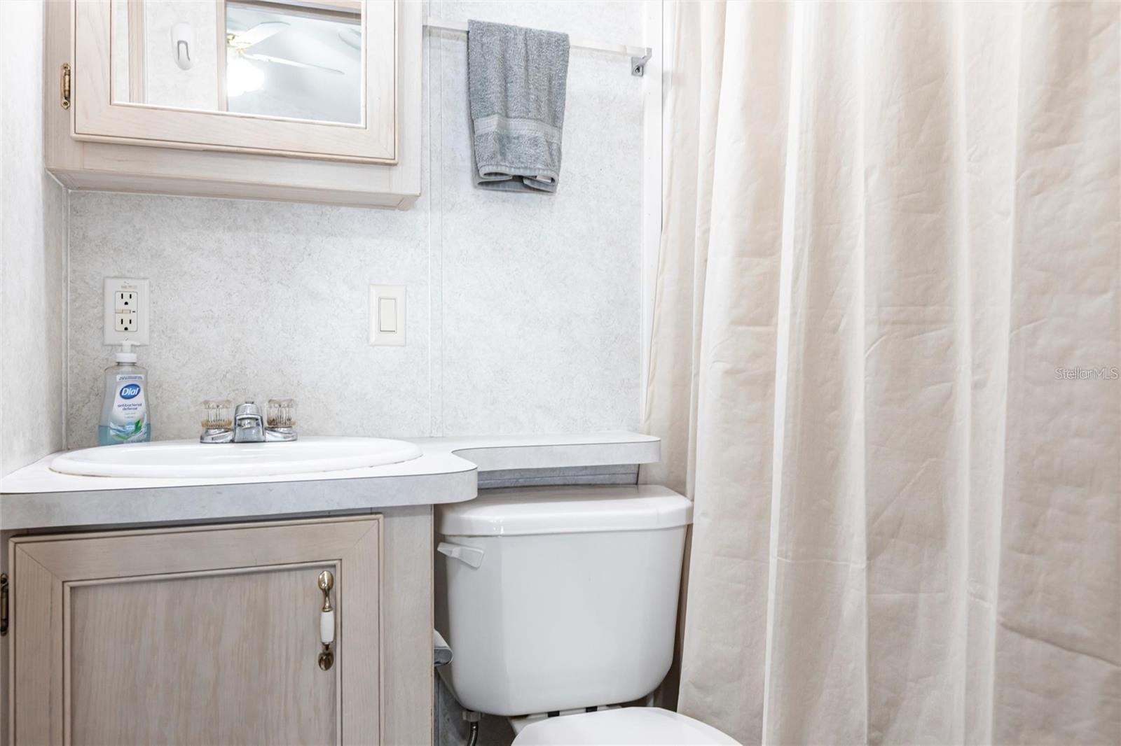 ALLIGATOR PARK COOP - Residential