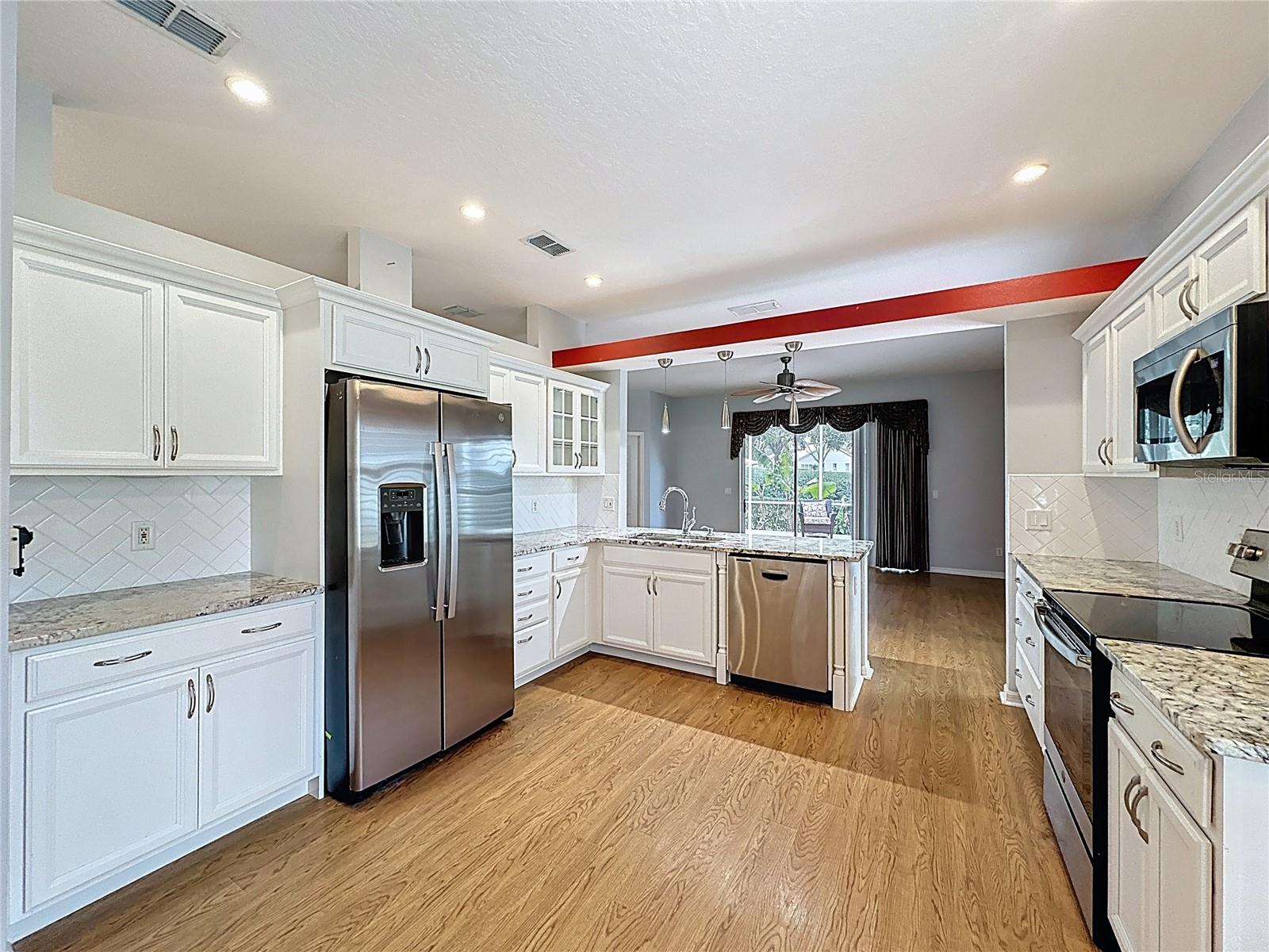 KINGS RIDGE - Residential