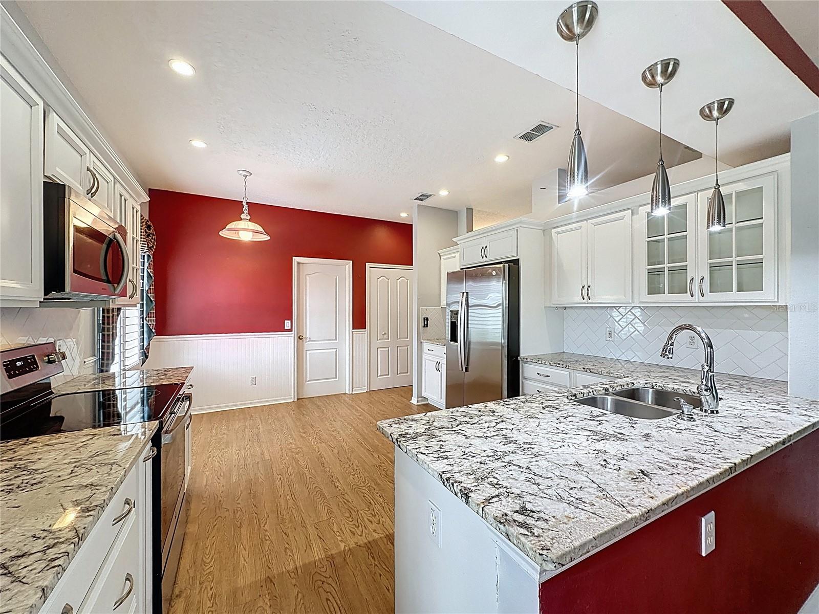 KINGS RIDGE - Residential