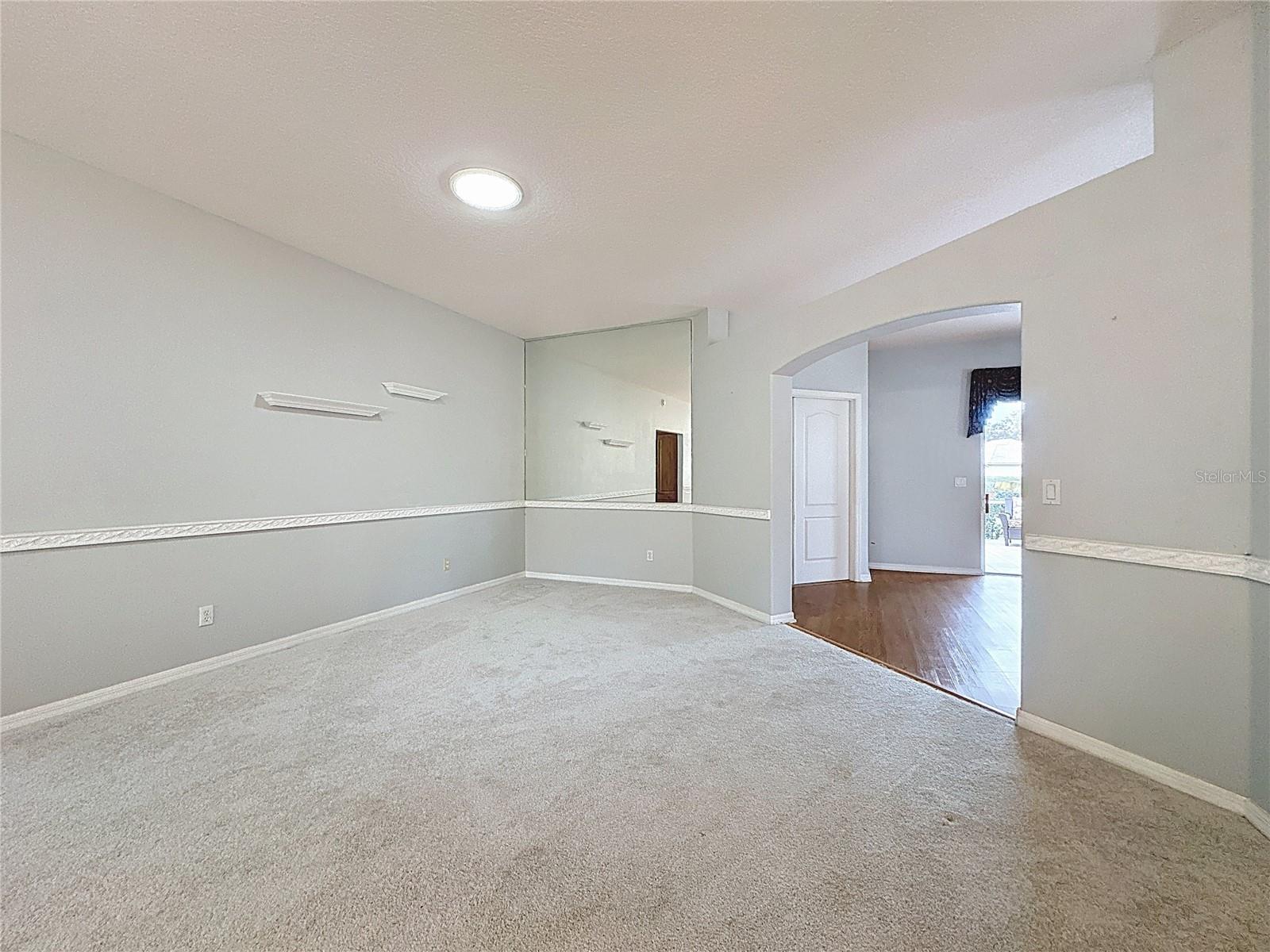 KINGS RIDGE - Residential