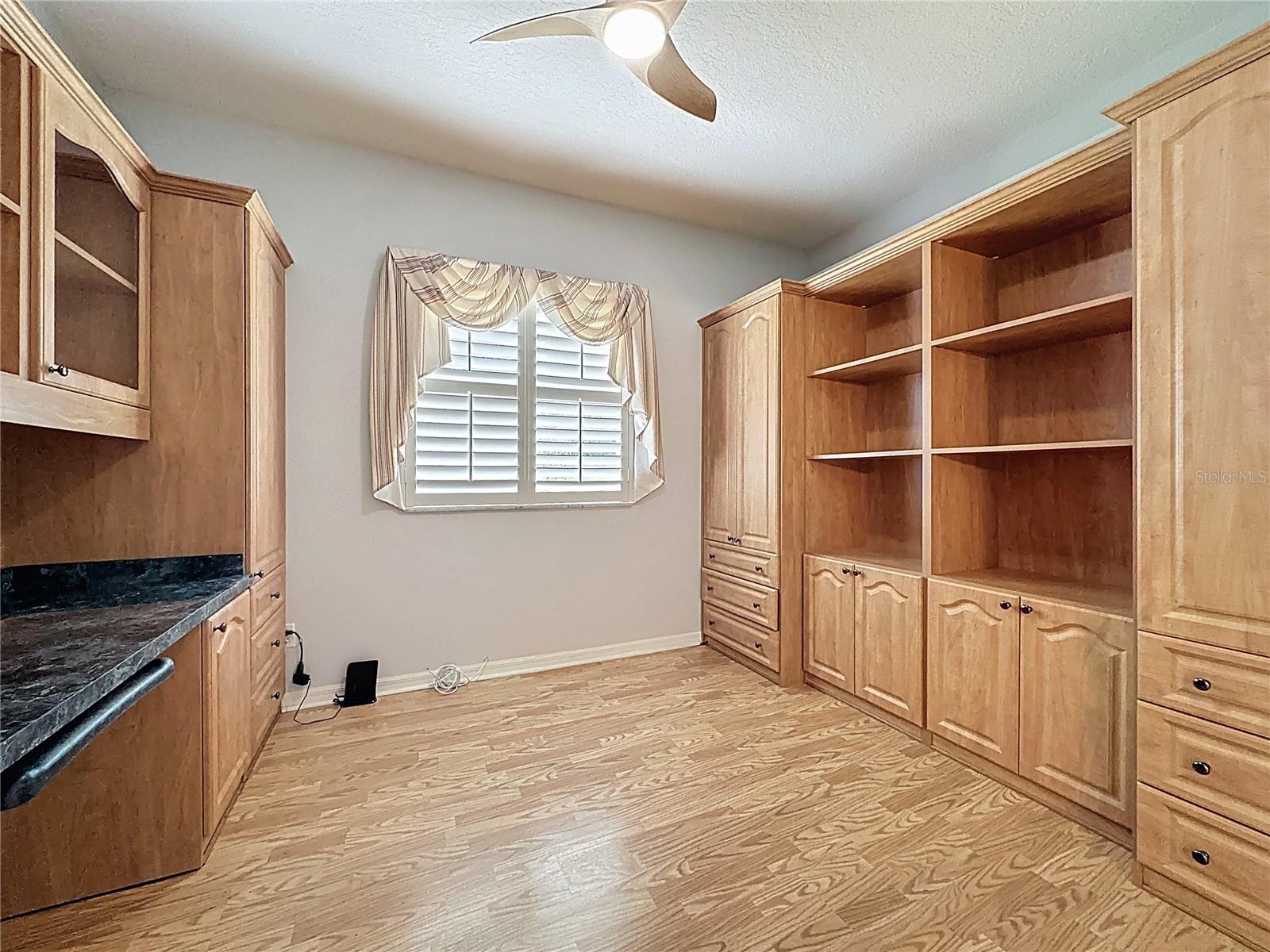 KINGS RIDGE - Residential