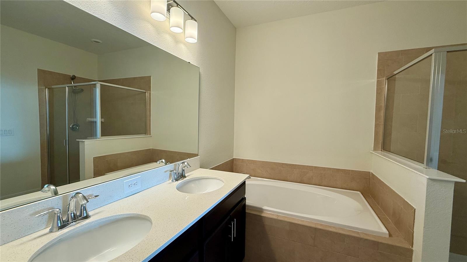 VISTAS/CHAMPIONSGATE PH 1B & 2 - Residential Lease