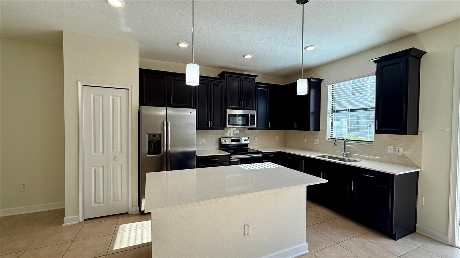 VISTAS/CHAMPIONSGATE PH 1B & 2 - Residential Lease