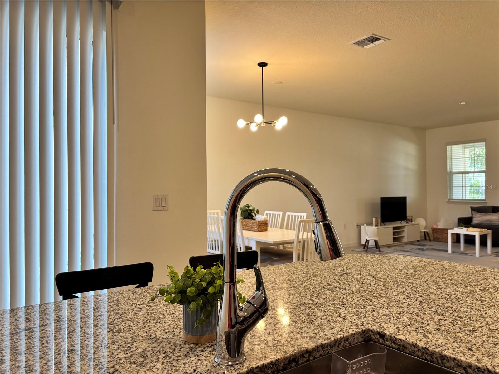 VINEYARDS/HORIZONS WEST PH 4 - Residential