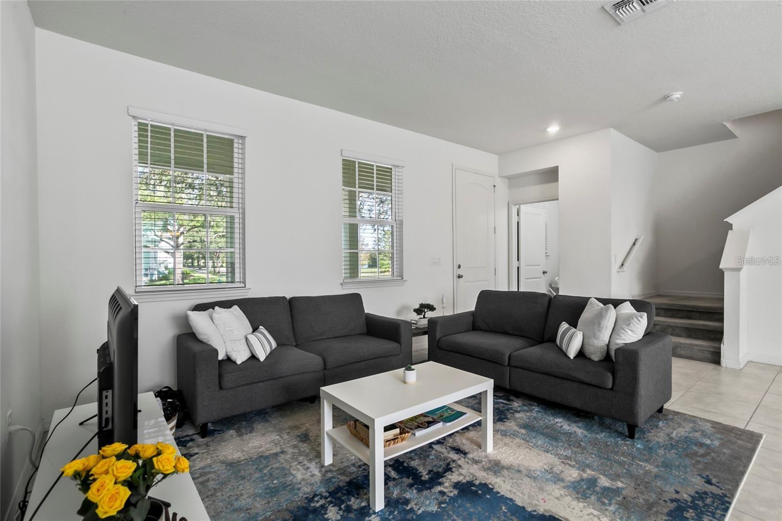 VINEYARDS/HORIZONS WEST PH 4 - Residential