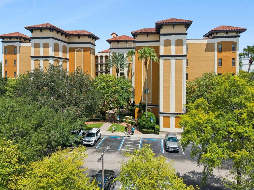Photo of 12539 Floridays Resort Drive #102D, Orlando, FL 32821 (MLS # S5155561)