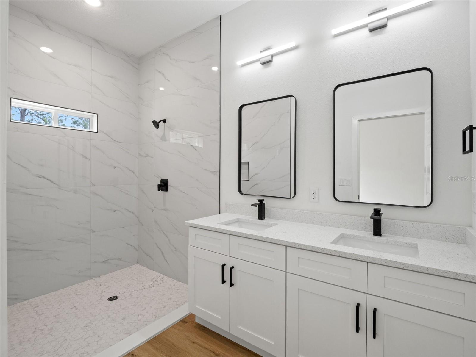 SILVER SPGS SHORES UN 35 - Residential