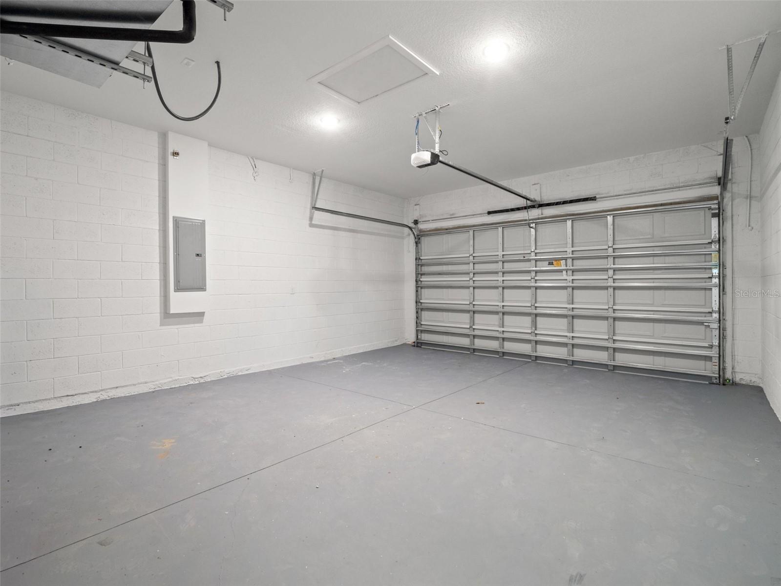 SILVER SPGS SHORES UN 35 - Residential