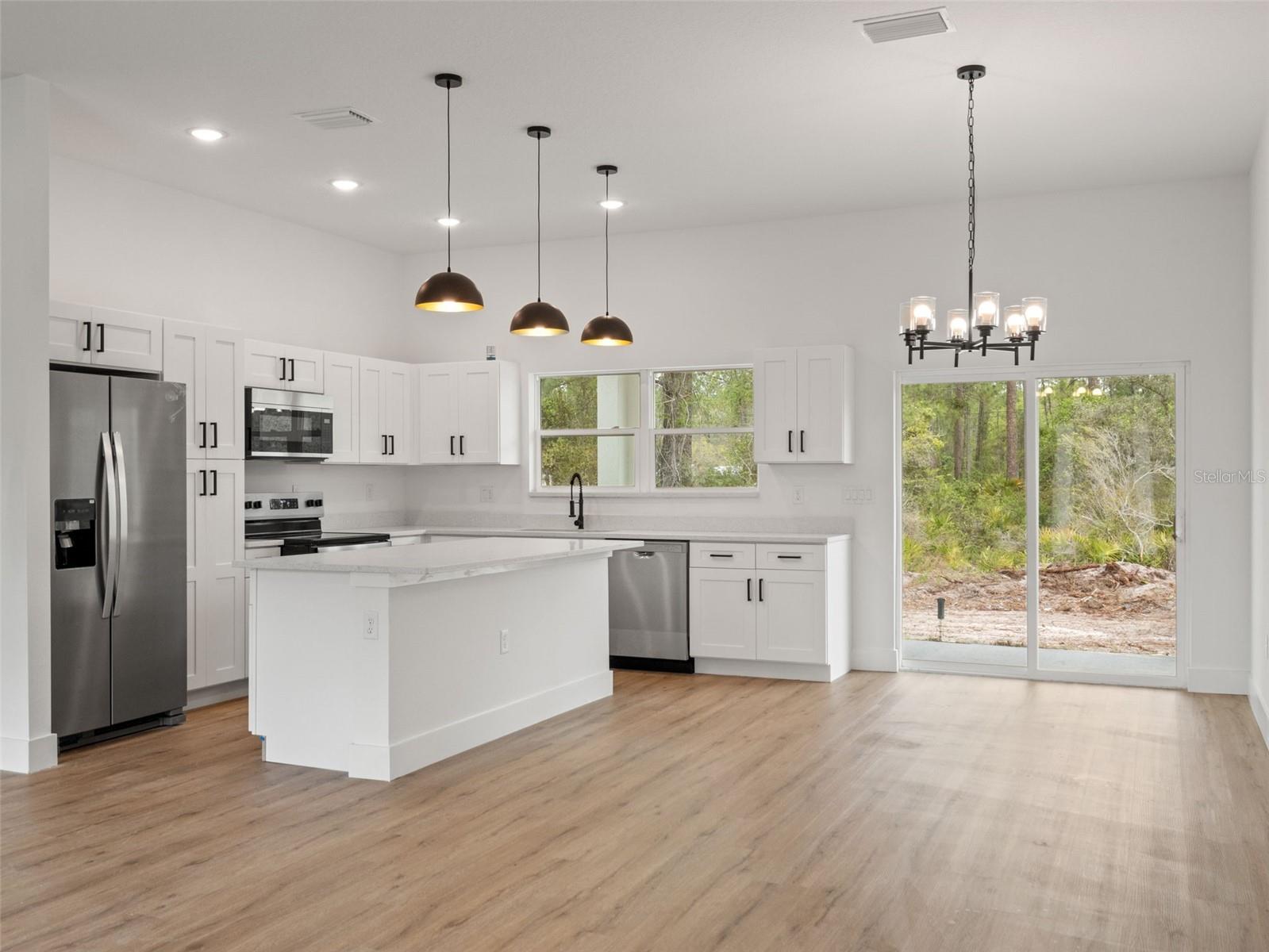 SILVER SPGS SHORES UN 35 - Residential