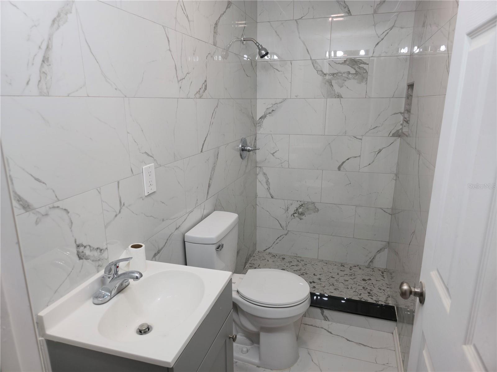 NORTH ORLANDO TERRACE UNIT 2 SEC 9 - Residential Lease