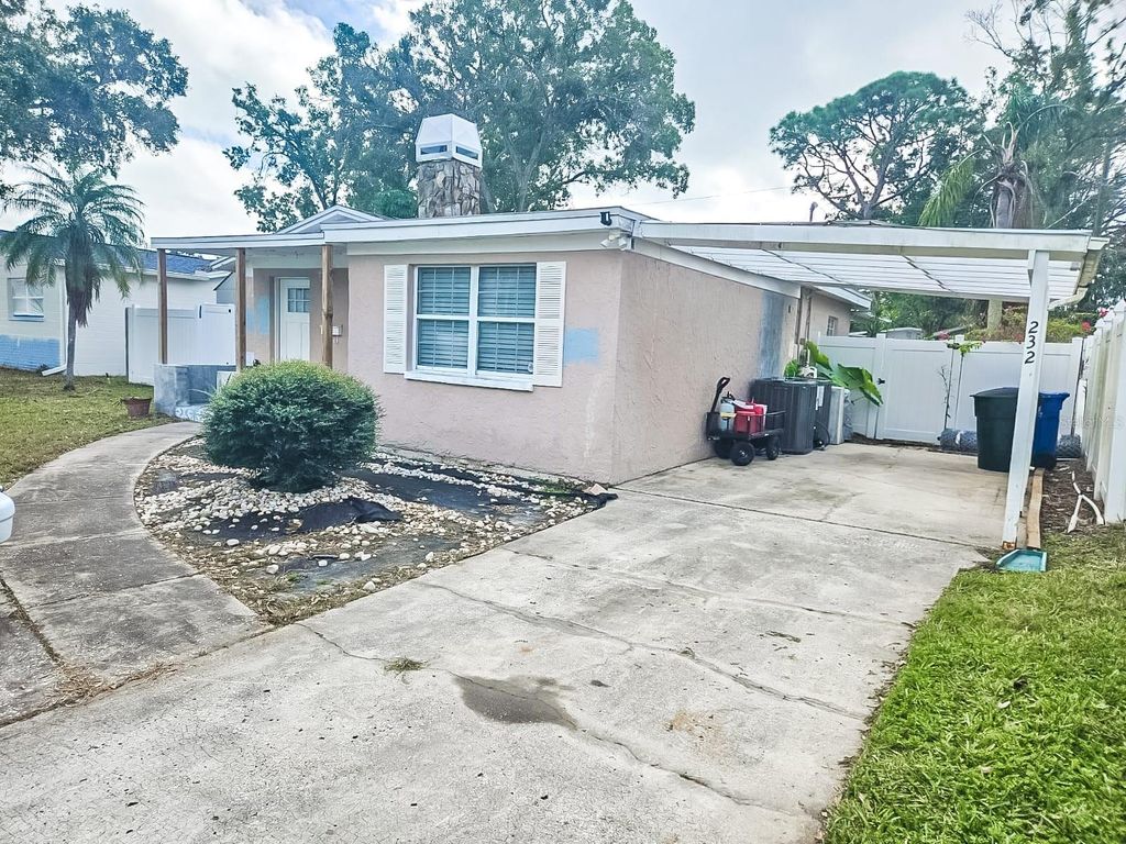 Photo of 232 84th Avenue NE, St Petersburg, FL 33702 (MLS # TB8455598)