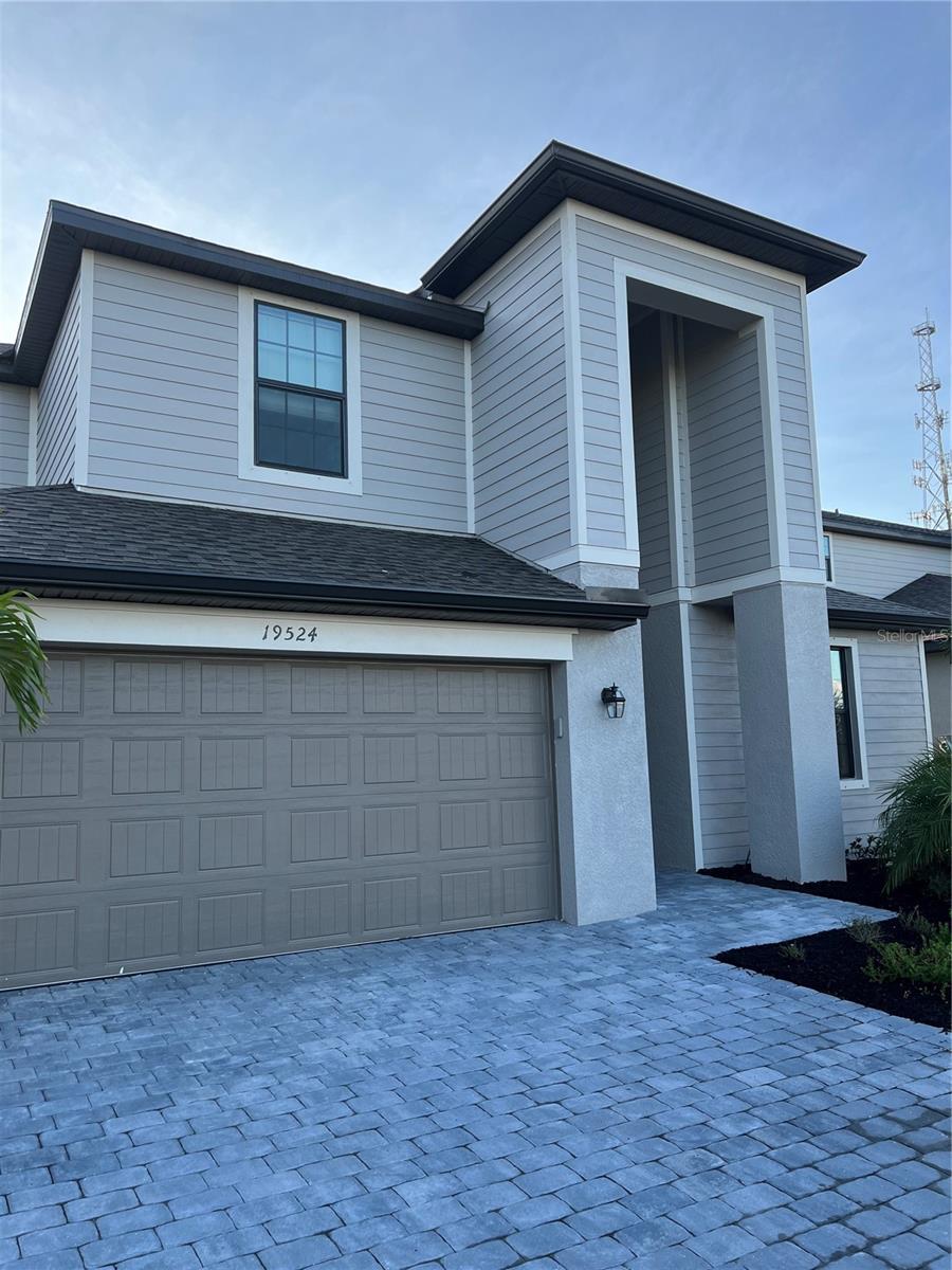 TORTUGA - Residential Lease