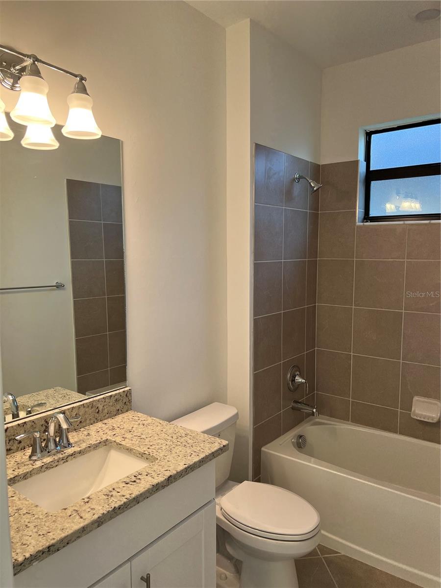 TORTUGA - Residential Lease