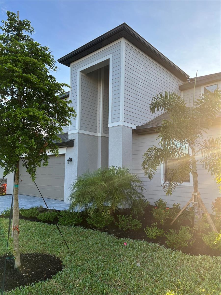 TORTUGA - Residential Lease