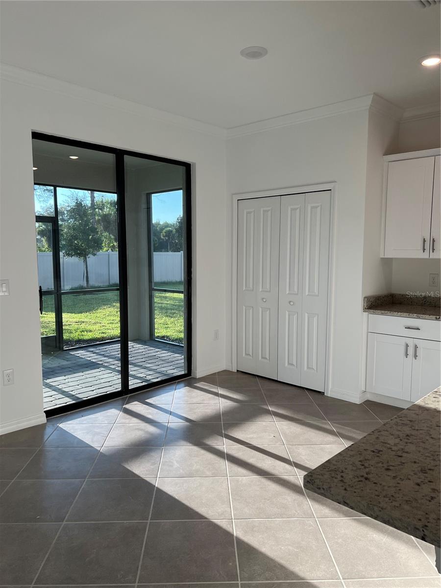 TORTUGA - Residential Lease