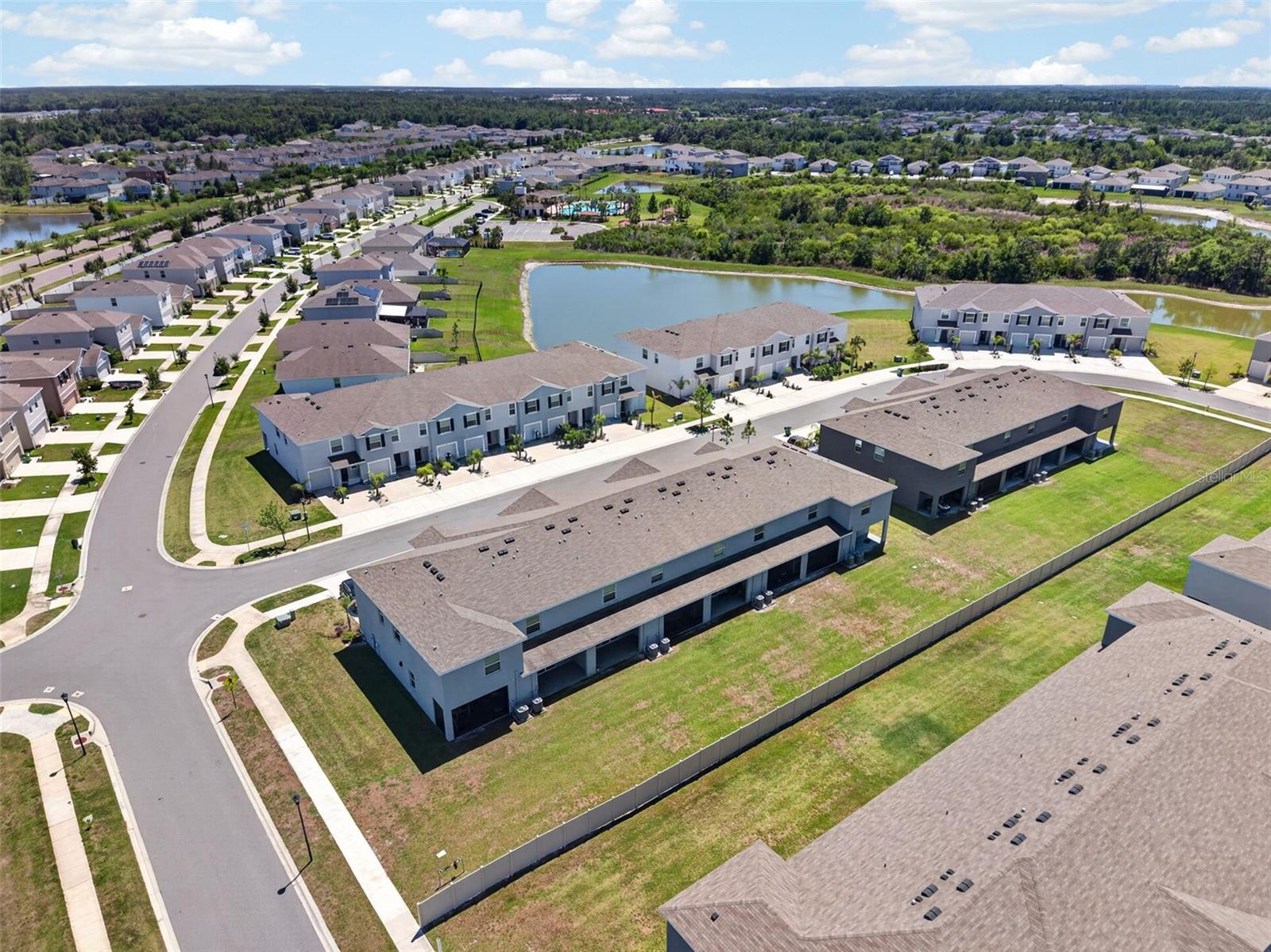 AVALON PARK WEST-NORTH PH 1A & - Residential